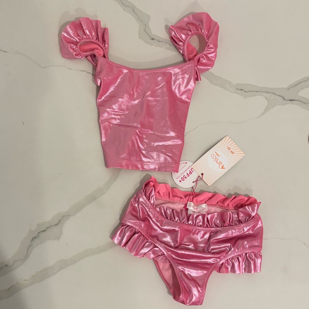 NWT Piccoli Principi Arianna Glossy Swimsuit – Kids Size 5–6